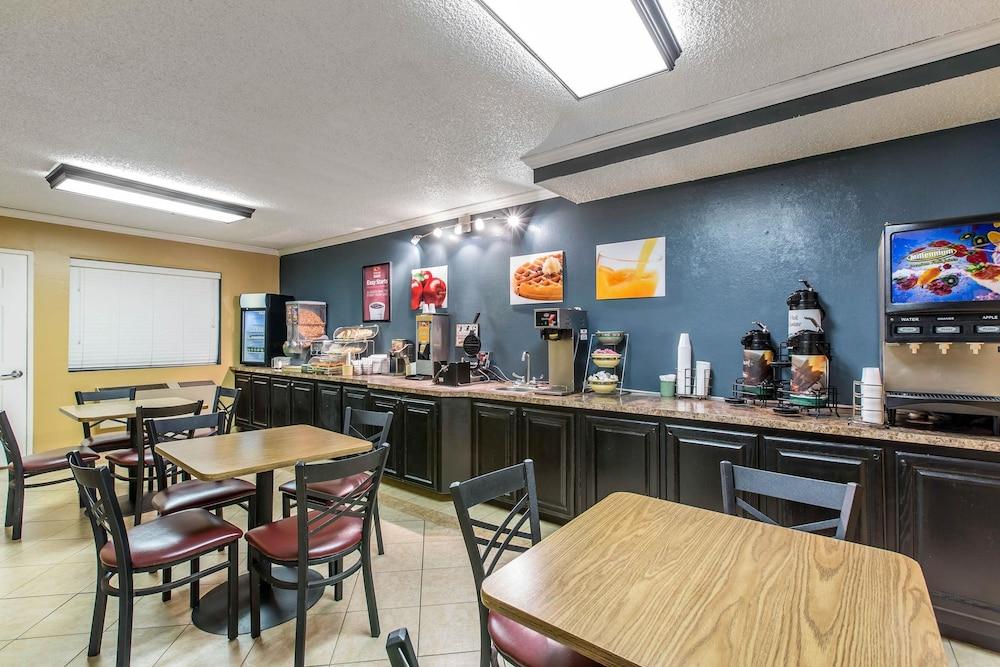 Econo Lodge Inn & Suites Riverside - Corona المظهر الخارجي الصورة